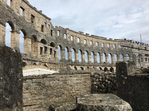 image Anfiteatro romano de Pula