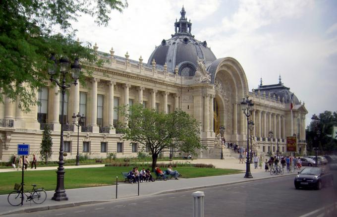 image Petit Palais Museo de Bellas Artes de París: fachada