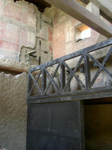 image Tienda quemada en Herculano, Nápoles.