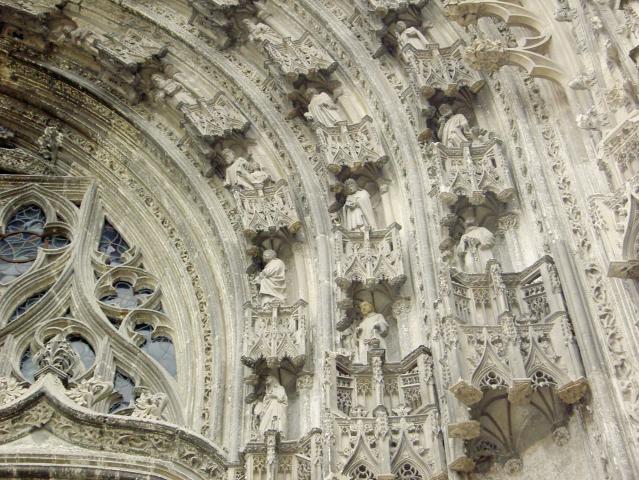 image Fachada de la catedral de Saint-Gatien de Tours (Francia)