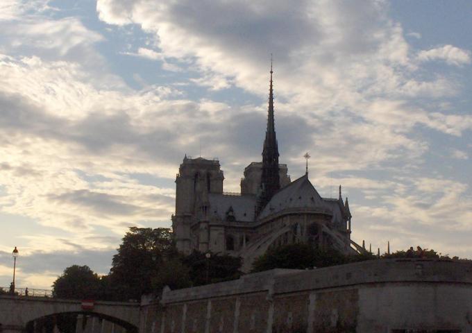 image Fachada Catedral de Notre Dame, París (Francia)