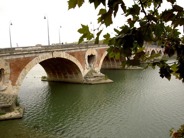 image Río Garona a su paso por Toulouse (Francia)