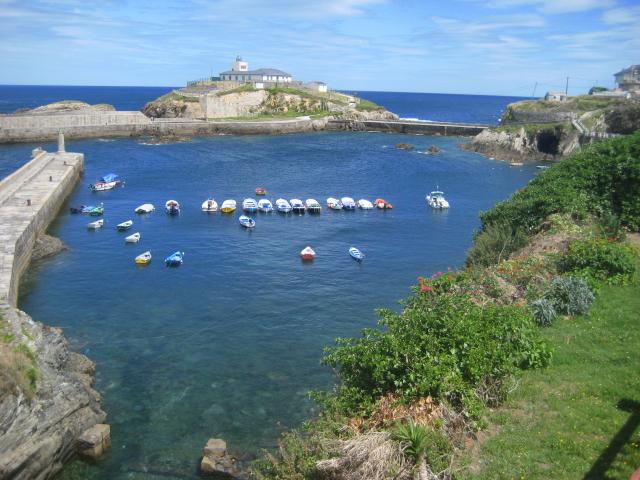 image Puerto de Tapia de Casariego