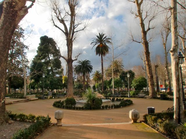 image Jardines del Paseo del Salón y la Bomba, Granada (España)