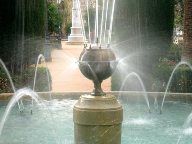 image Fuente Paseo de la Bomba, Granada (España)