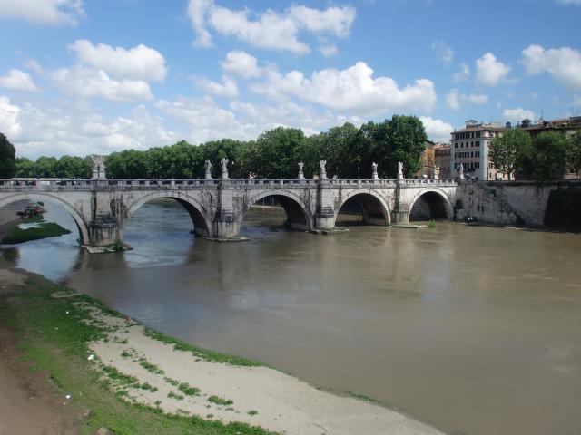 image Puente Sant Angelo, Roma (Italia)