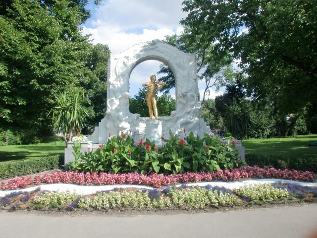 image Monumento a Johann Strauss, Viena (Austria)