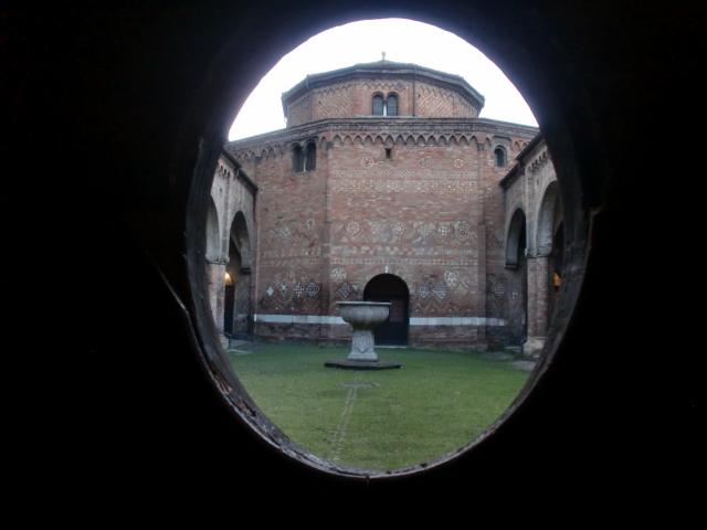 image  Basílica del Santo Sepulcro