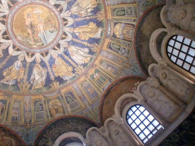 image Bóveda del Baptisterio neoniano de Rávena