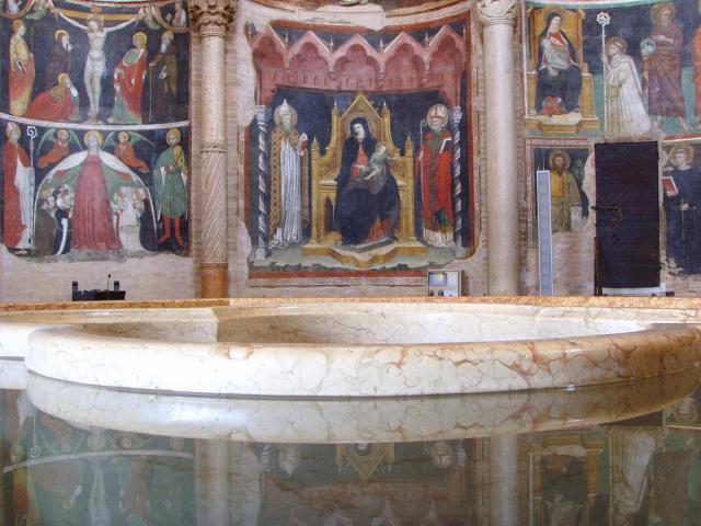  Baptisterio de Parma