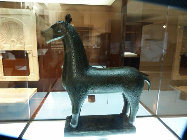 image Caballo de bronce