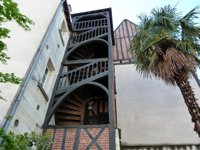 image Escalera exterior de vivienda