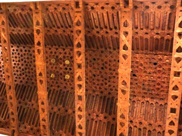 image Artesonado De la Iglesia de San Ildefonso