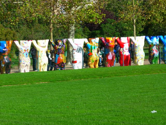 image Exposición de osos en París