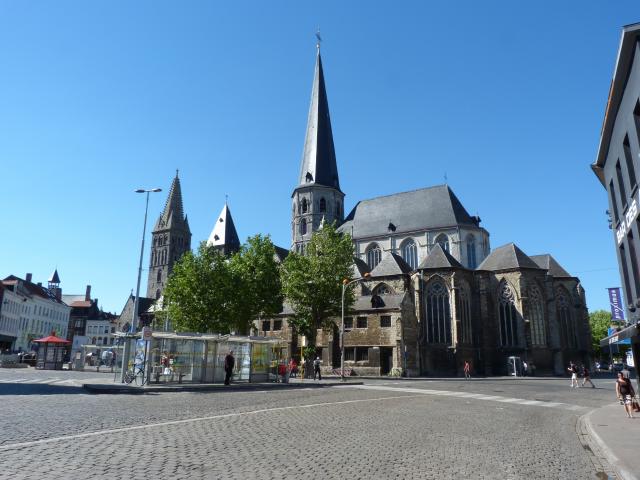 image Iglesia de Santiago
