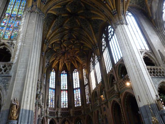 image  Iglesia de Saint Jacques de Lieja