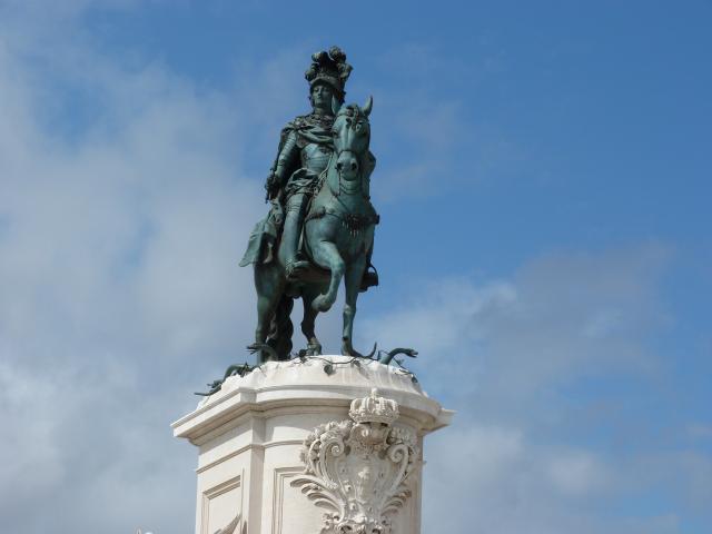image Estatua ecuestre de D. José I