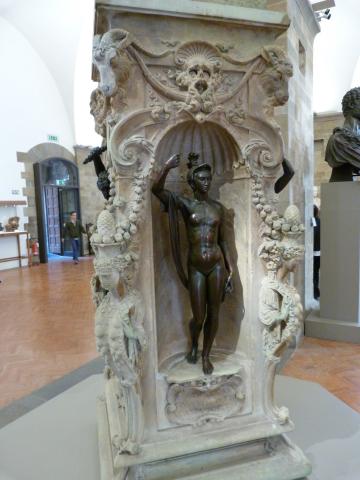 image Estatua en el Museo nacional de Bargello