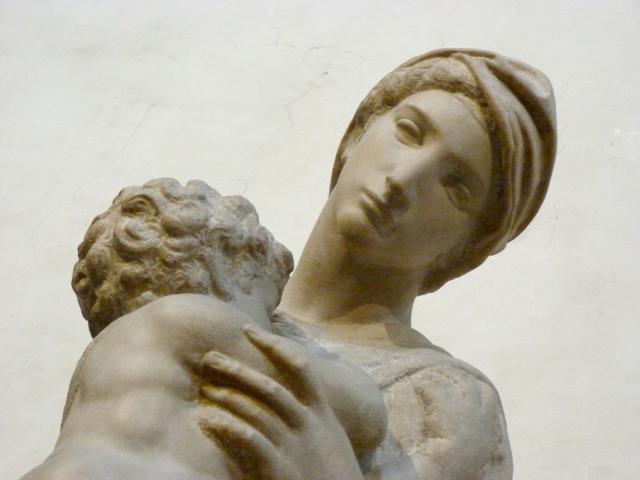 image Escultura virgen con niño