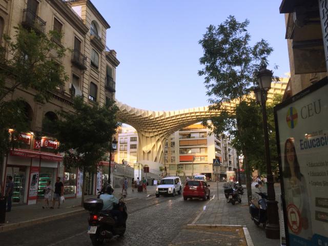 image Plaza de la Encarnación