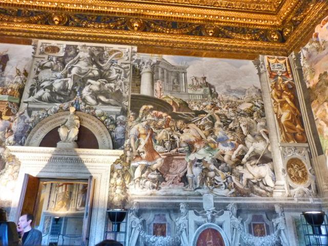 image Fresco del Palacio Viejo