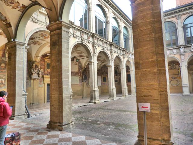 image Biblioteca del archigimnasio 