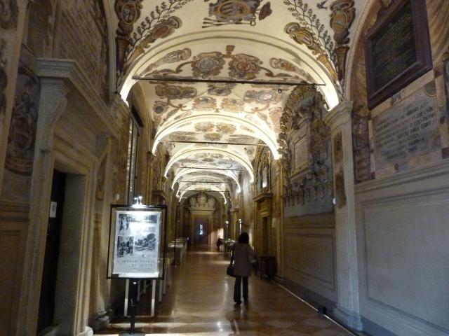 image Biblioteca del archigimnasio 