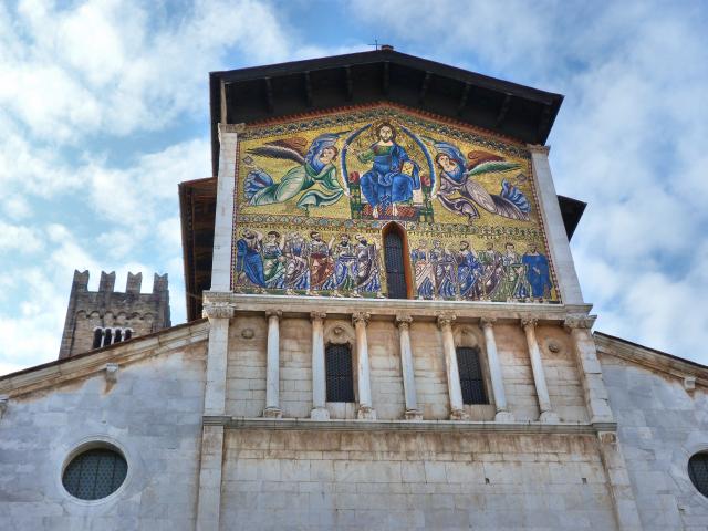 image Iglesia de Lucca