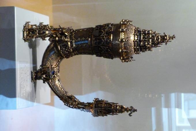 image Cuerno de metal