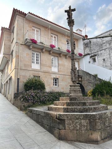 image Crucero y Casa Valle Inclán, Pontevedra (Galicia)