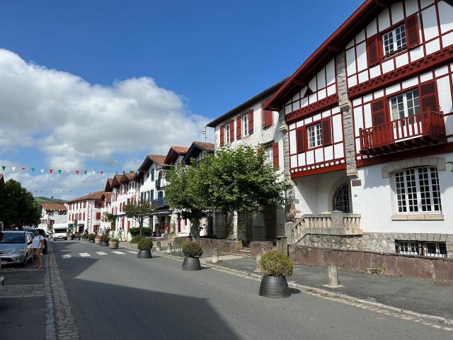 image Ainhoa, Francia. 