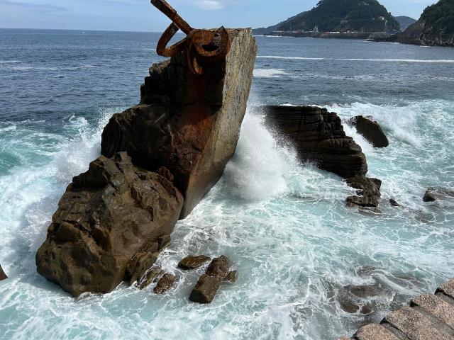 image Escultura Peine del Viento (Donostia-San Sebastián)