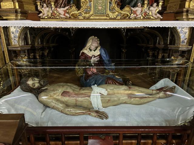 image Cristo yacente y la Dolorosa, Iglesia de San Miguel y San Julián (Valladolid) 