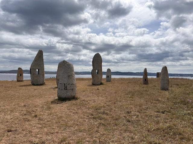 image Menhires por la Paz