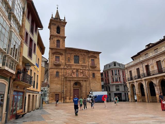 image Iglesia de San Isidoro el Real, Oviedo (Asturias)