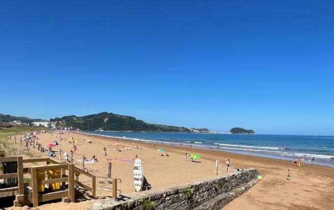 image Playa de Zarautz, Guipúzcoa (España)