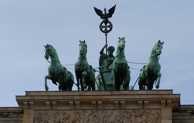 image Puerta de Brandenburgo