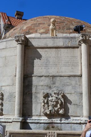 image Fuente de Onofrio en Dubrovnik