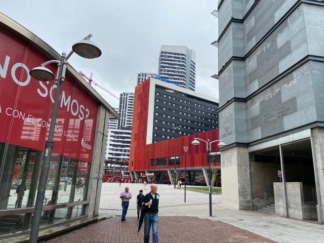image Estación de Bilbao Intermodal