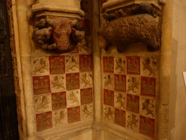 image Portada del claustro alto de la Catedral de Burgos.