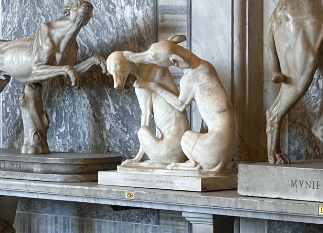 image Esculturas romanad de perros