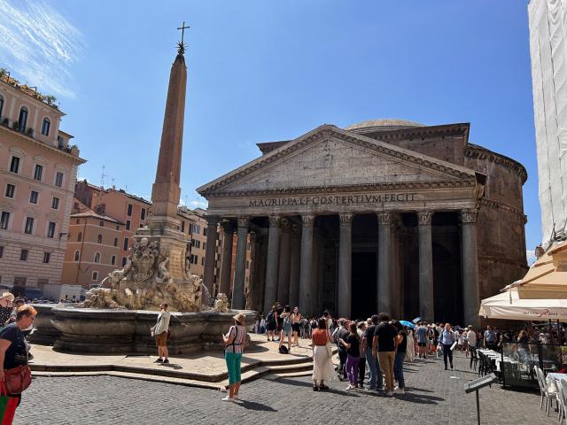 image Obelisco Macuteo y Panteón, Roma (Italia)