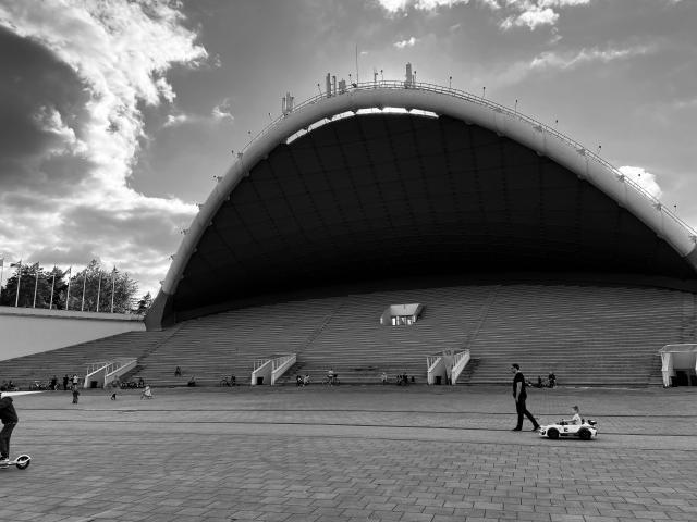 image Anfiteatro  del parque Vingis, Lituania