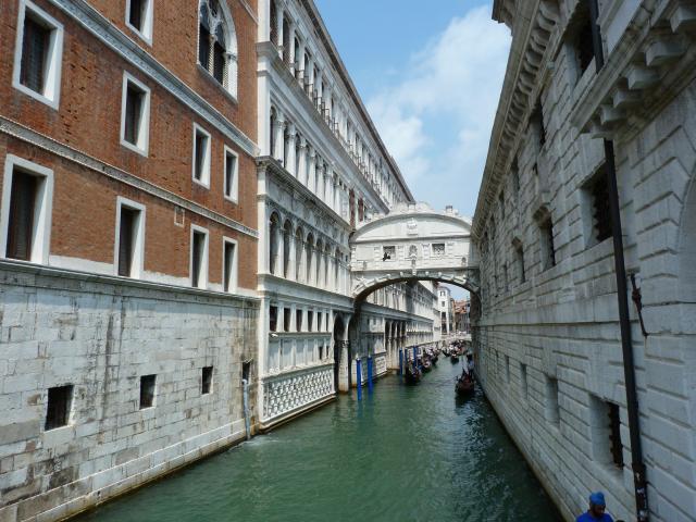 image Puente de los suspiros