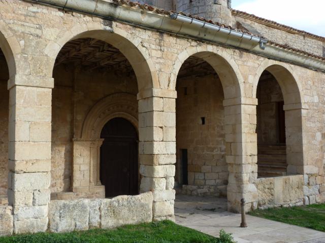 image Arcos iglesia de San Miguel de Arcángel