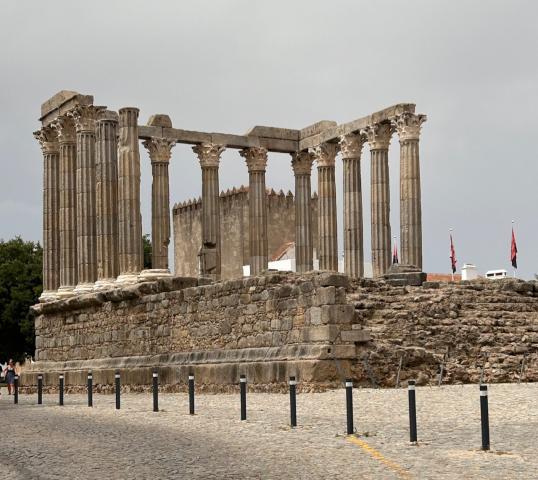 image Templo de Diana, Évora (Portugal)
