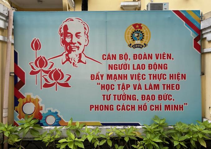 image Cartel propaganda comunista