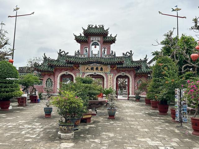 image Templo budista en Hoi An