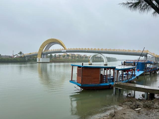 image Puente sobre el rio Thu Bon en Hoi An
