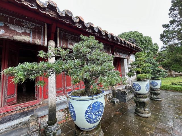 image Templo Hung to Mieu de la ciudadela imperial de Hué